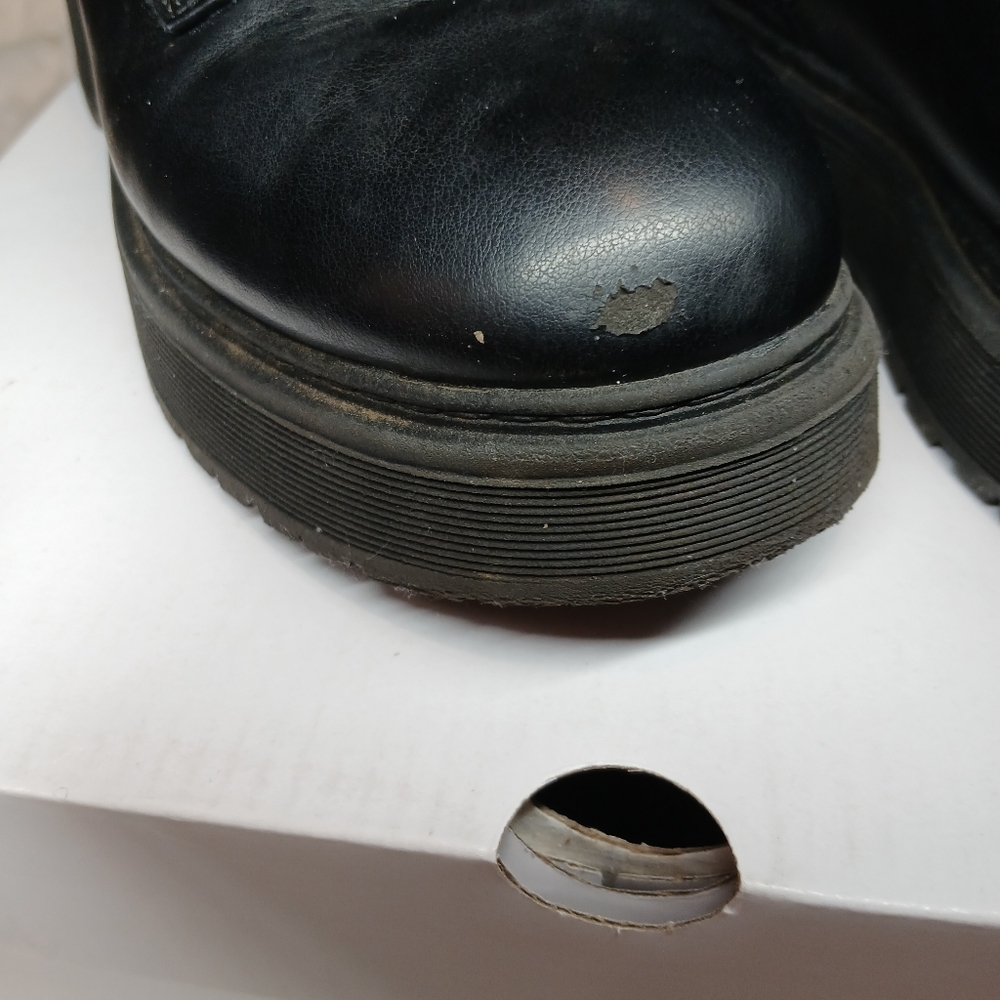 Sonoma Girls Black Combat Boots w/ Quilted Stud Detail | Size 1 - Picture 14 of 14